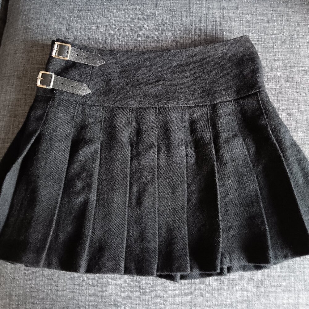 Pure New Wool Pleated Mini Skirt Kilt Black Subtle Striped Pattern Size 10